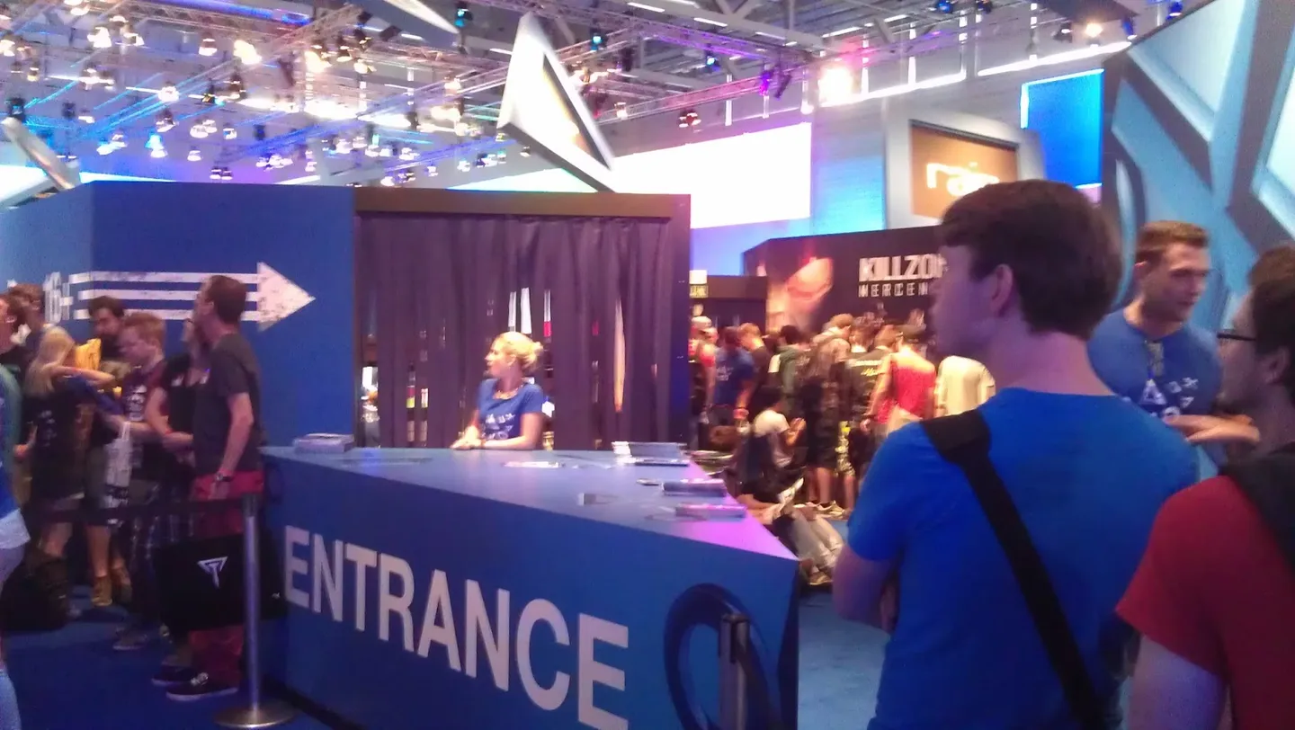 PlayStation Vita stand with Killzone Mercenary
