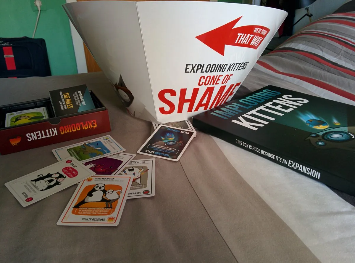 Imploding Kittens cards